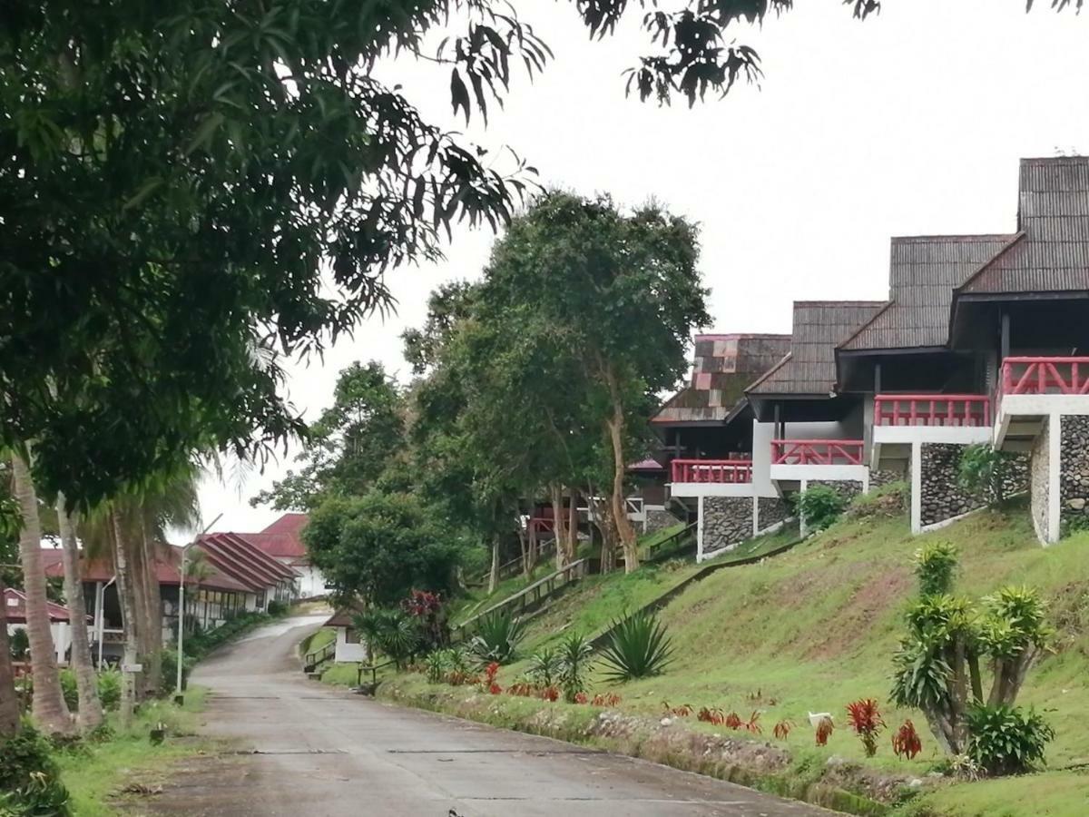 Jansom Beach Resort Ranong Exterior photo